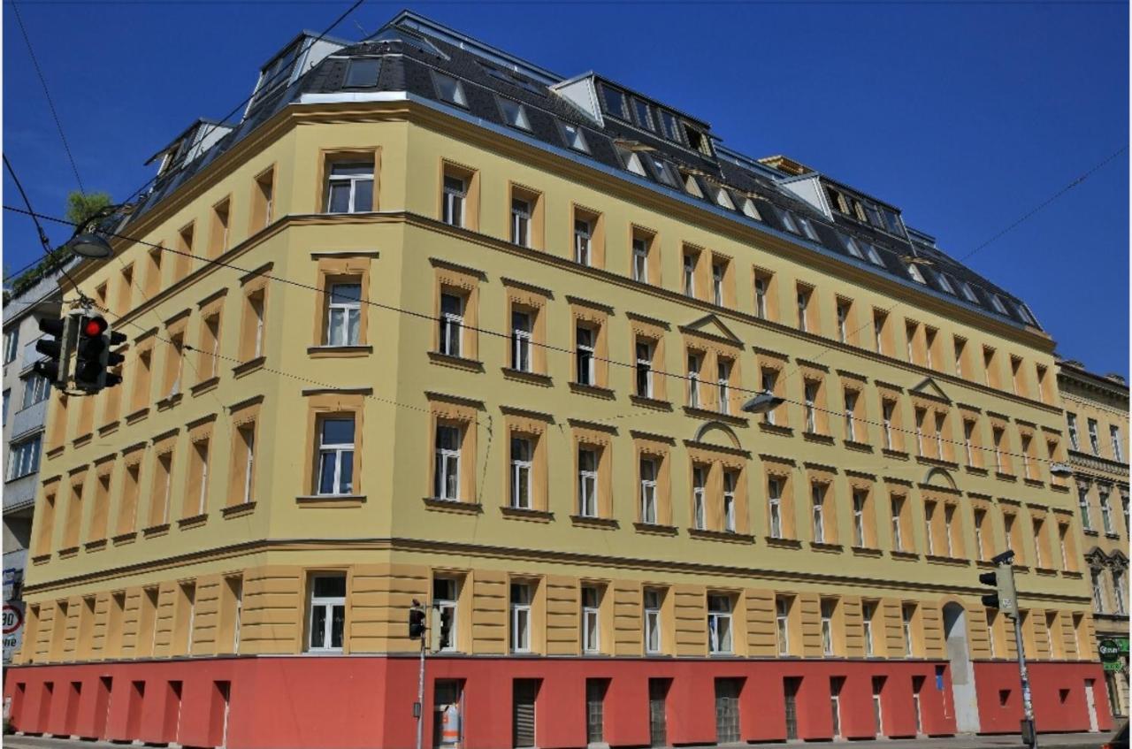 Between Schoenbrunn & The City Center Apartamento Viena Exterior foto